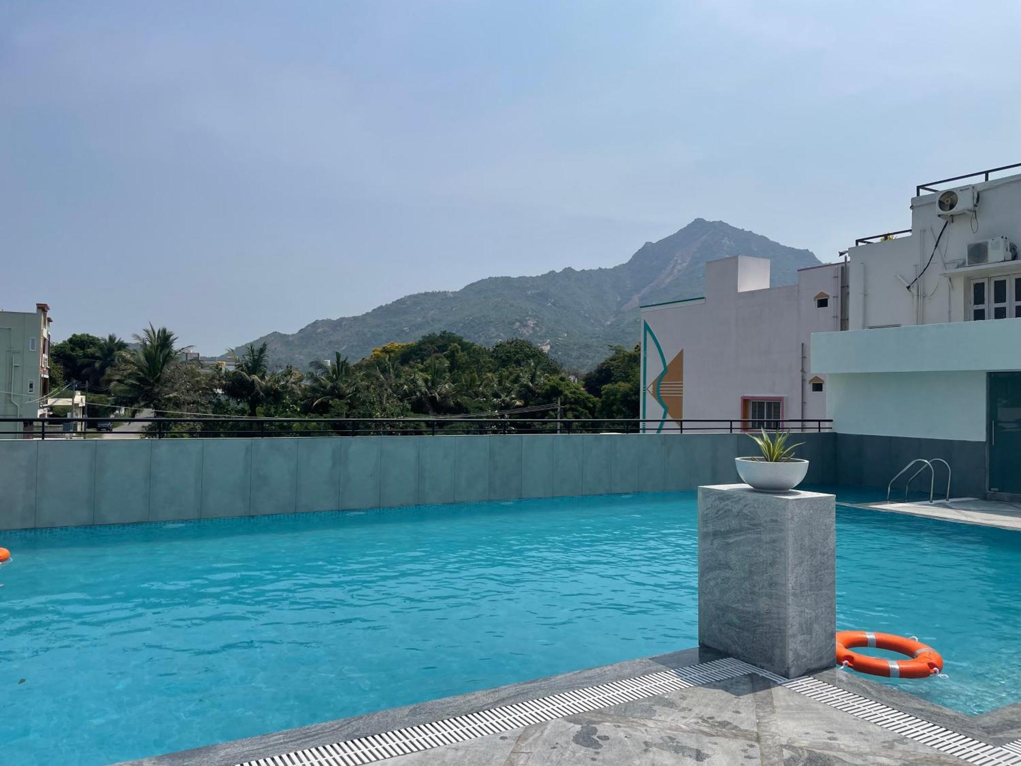 Aashreya Suites Tiruvannāmalai المظهر الخارجي الصورة